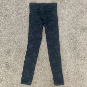 Spanx seamless leggings